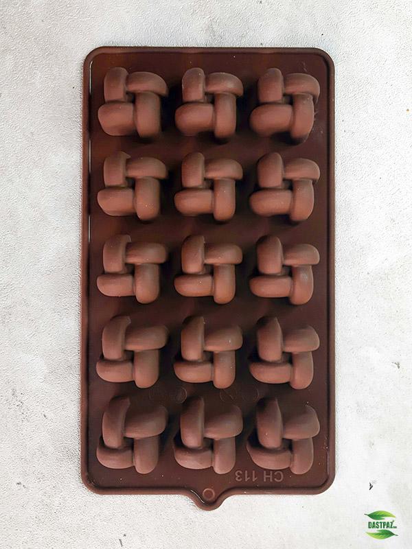 تصویر اول بزرگ محصول قالب شکلات طرحدار کد 1 در فروشگاه اینترنتی کوک مارکت