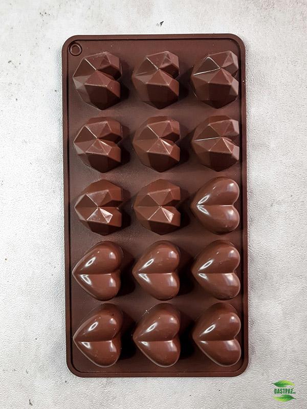 تصویر اول بزرگ محصول قالب شکلات طرح قلب کد 2 در فروشگاه اینترنتی کوک مارکت