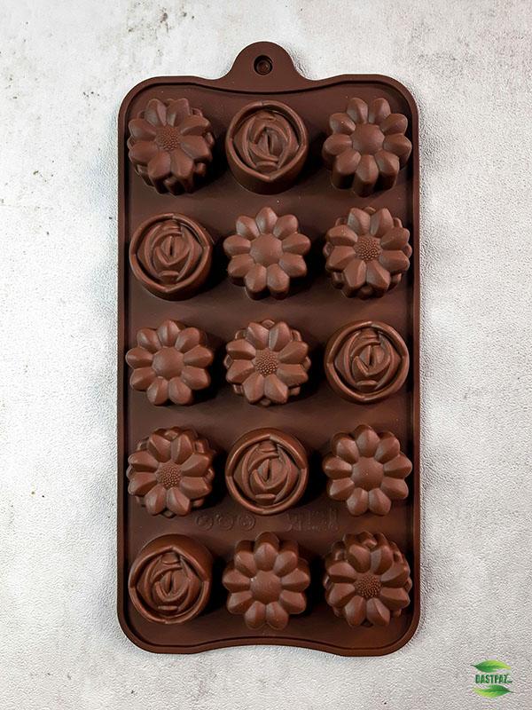تصویر اول بزرگ محصول قالب شکلات طرحدار کد 4 در فروشگاه اینترنتی کوک مارکت