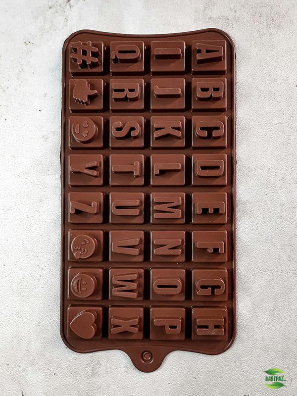 تصویر اول بزرگ محصول قالب شکلات حروف انگیسی پایه دار در فروشگاه اینترنتی کوک مارکت