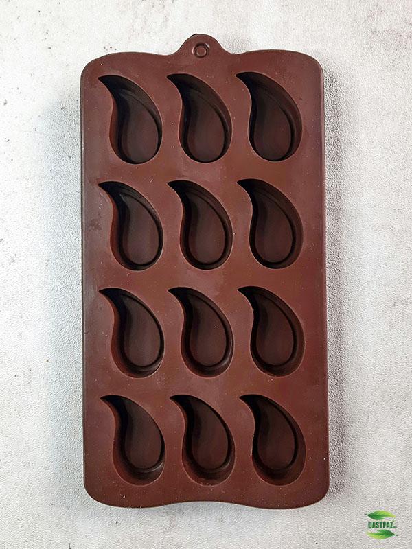تصویر دوم بزرگ محصول قالب شکلات طرح بته جقه در فروشگاه اینترنتی کوک مارکت