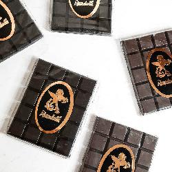 تصویر دوم کوچک محصول شکلات تخته ای تلخ 180 گرمی در فروشگاه اینترنتی کوک مارکت